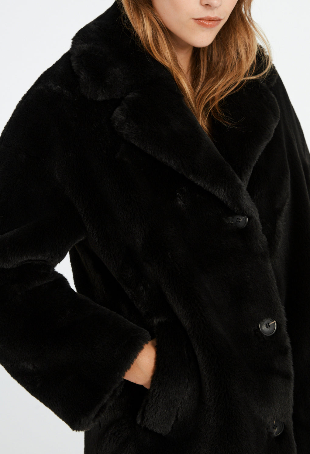 Manteau mi-long fausse fourrure Faume - seconde main