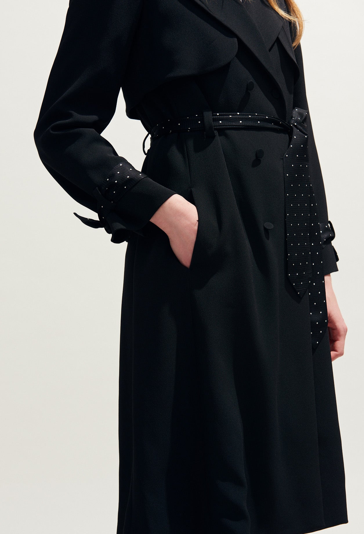 Trench fluide ceinture à pois Faume - seconde main