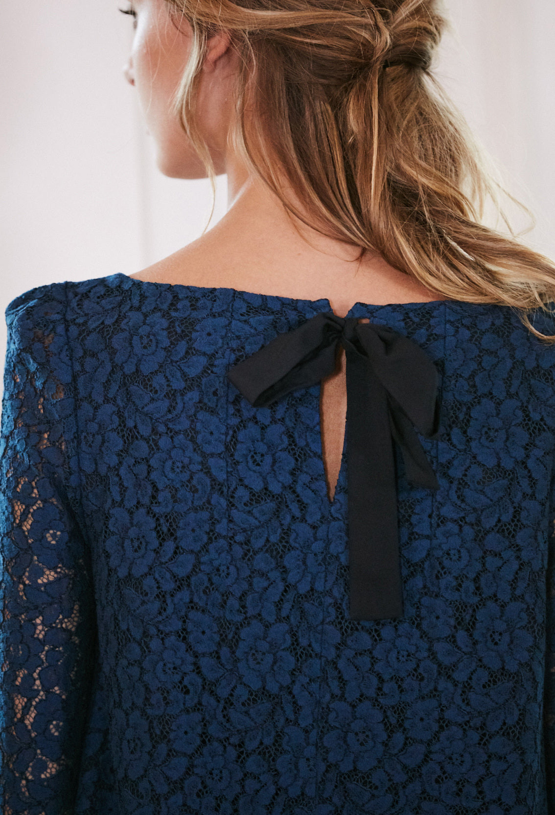 ROBE RIFIFI DENTELLE Faume - seconde main