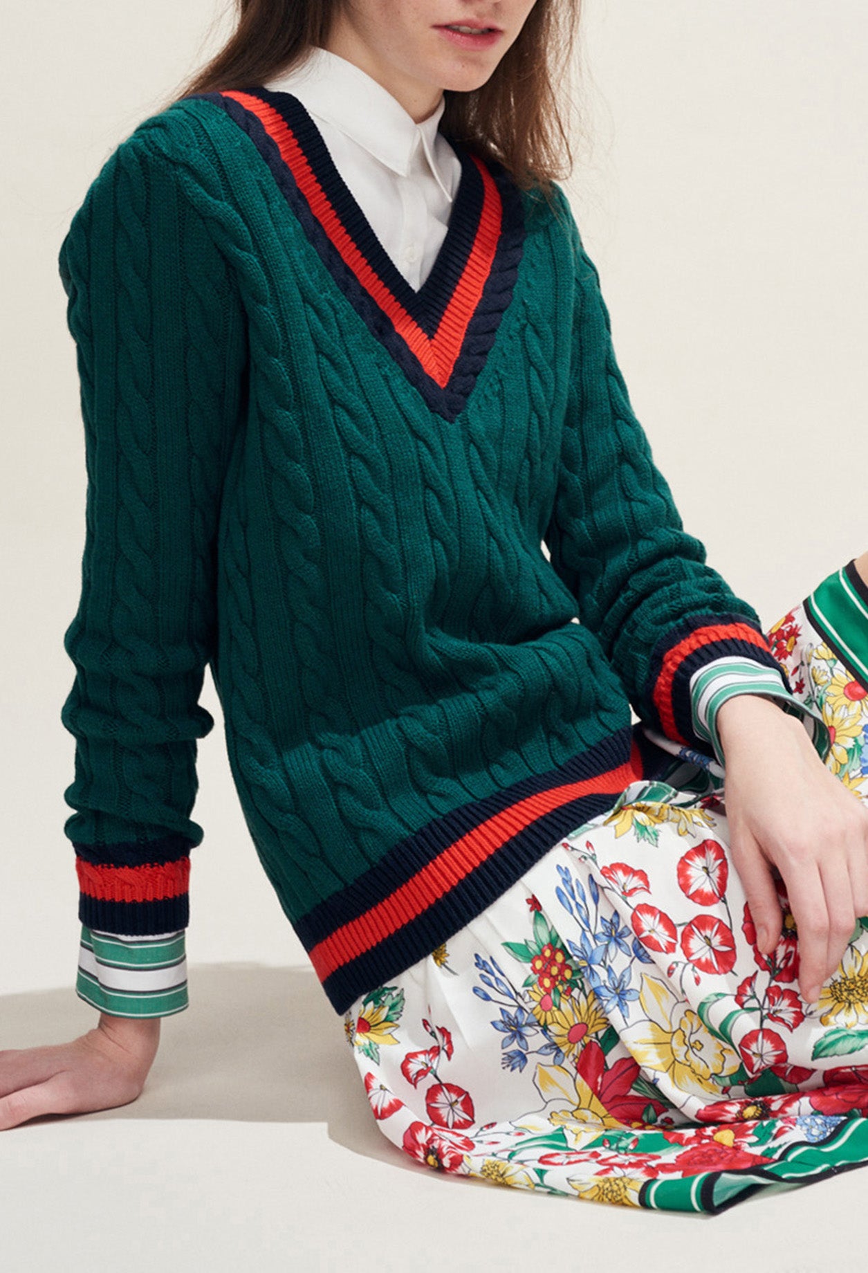 Pull col V en maille torsadée Faume - seconde main