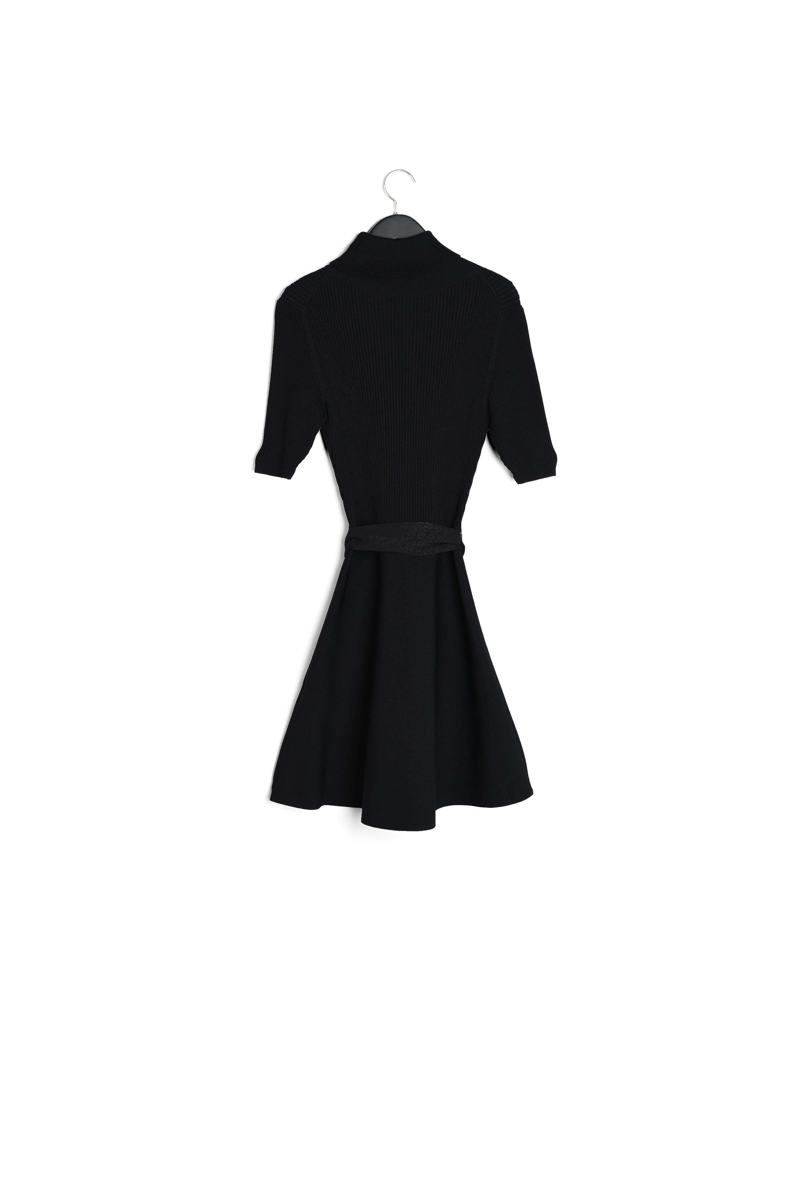 Robe maille col roulé ceinturée Faume - seconde main