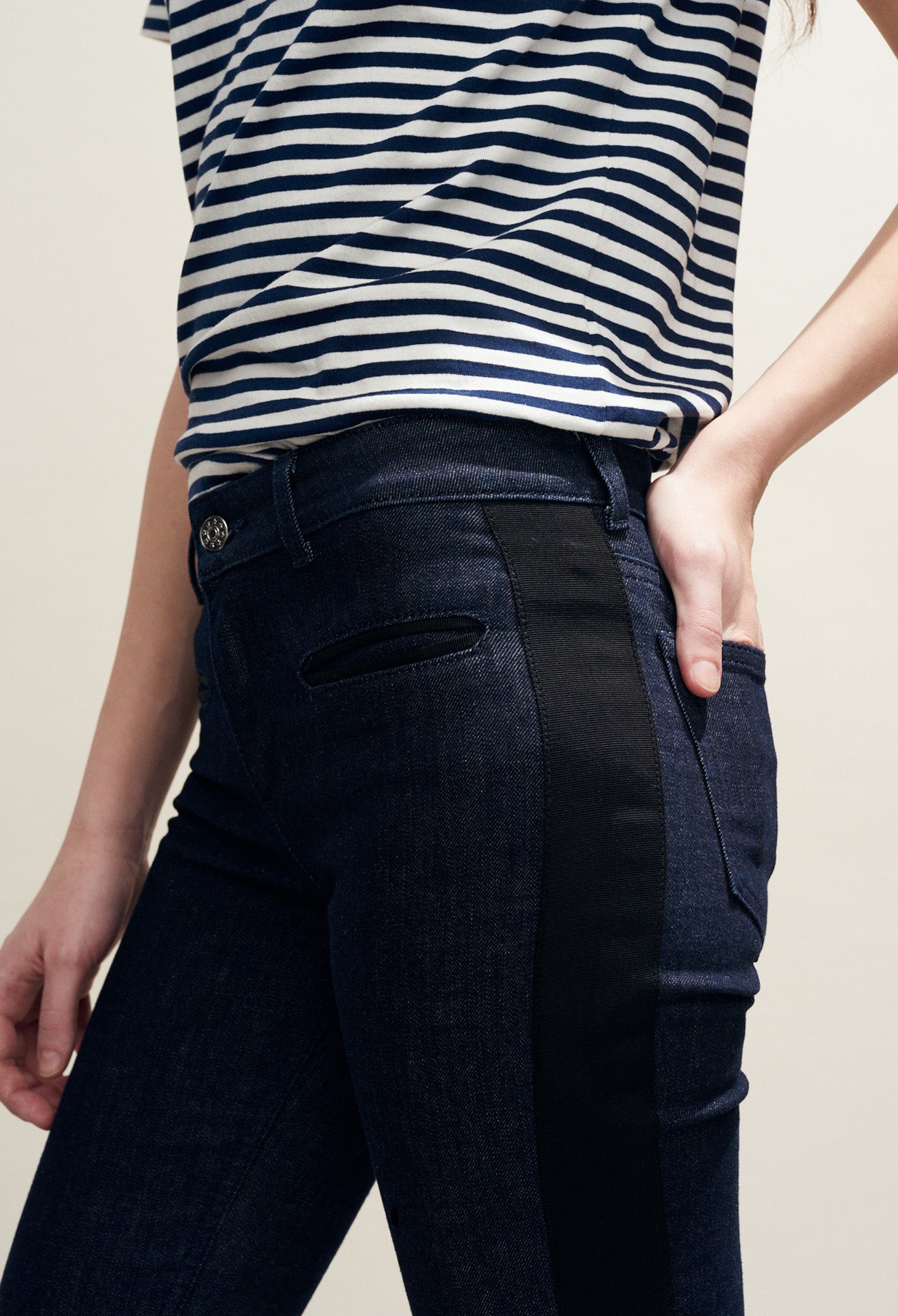 Jean brut détails sportswear Faume - seconde main