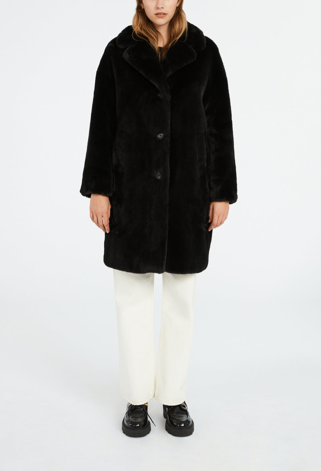 Manteau mi-long fausse fourrure Faume - seconde main