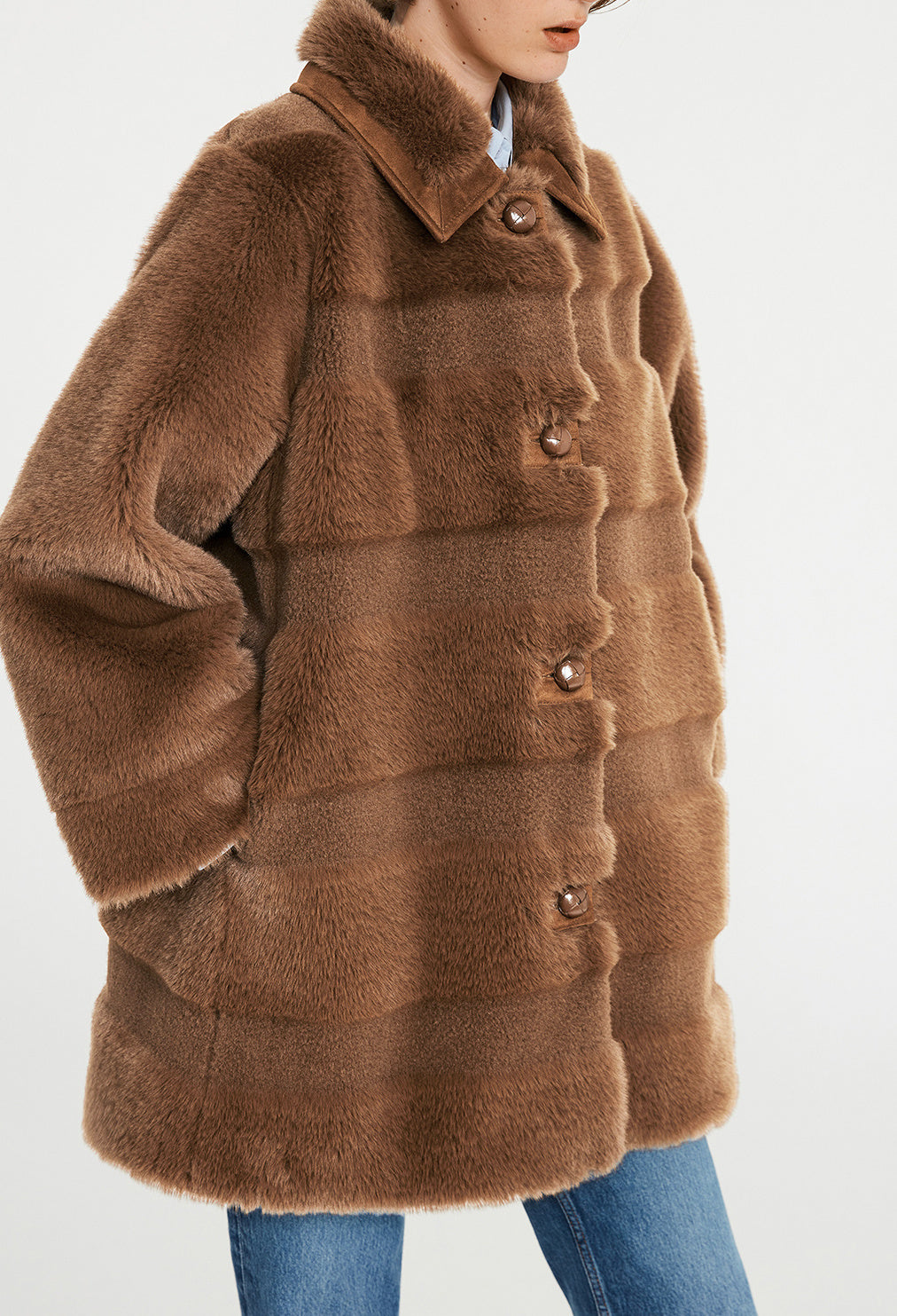 Manteau marron fausse fourrure Faume - seconde main