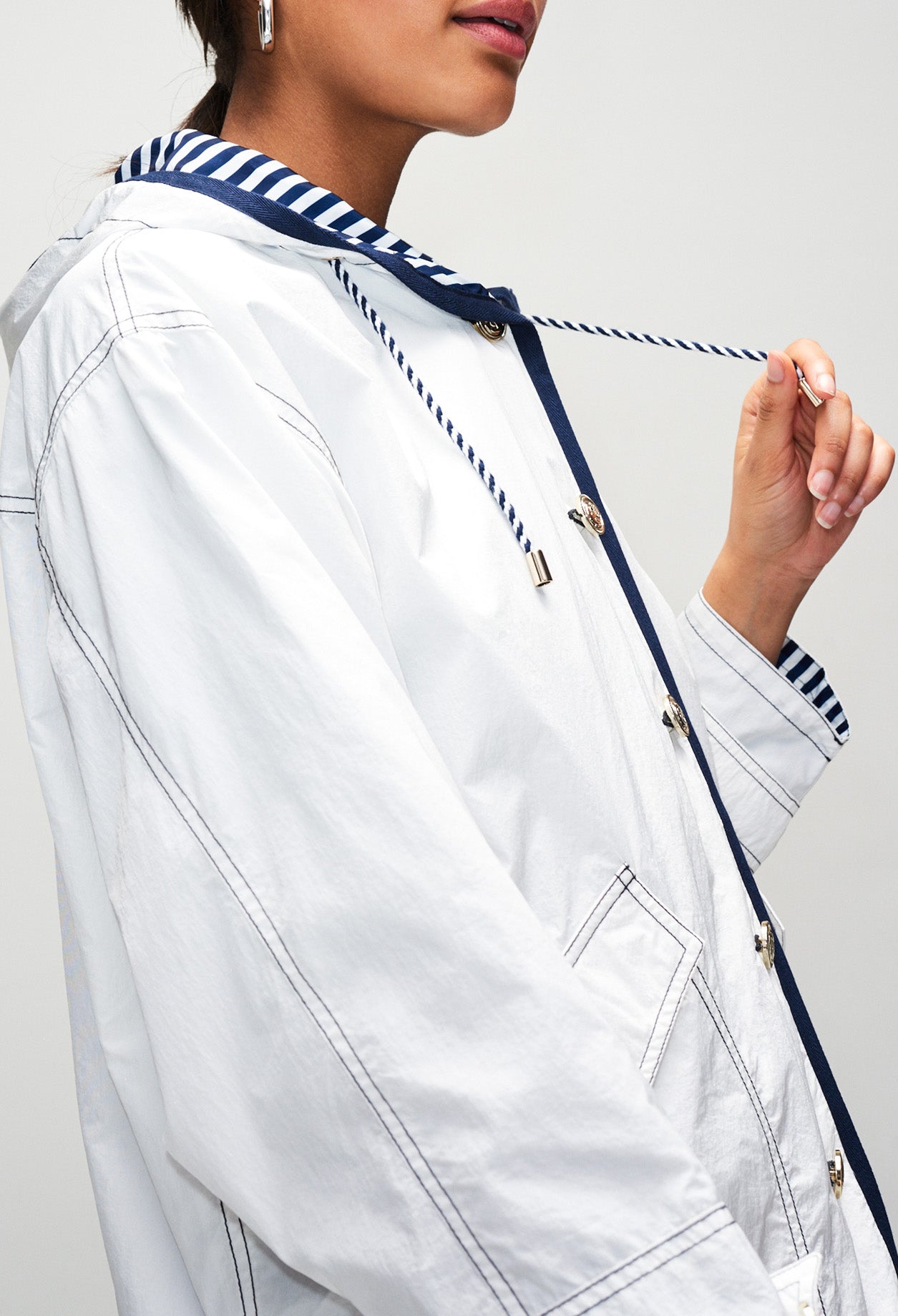 Coupe-vent à surpiqures et boutons dorés Faume - seconde main