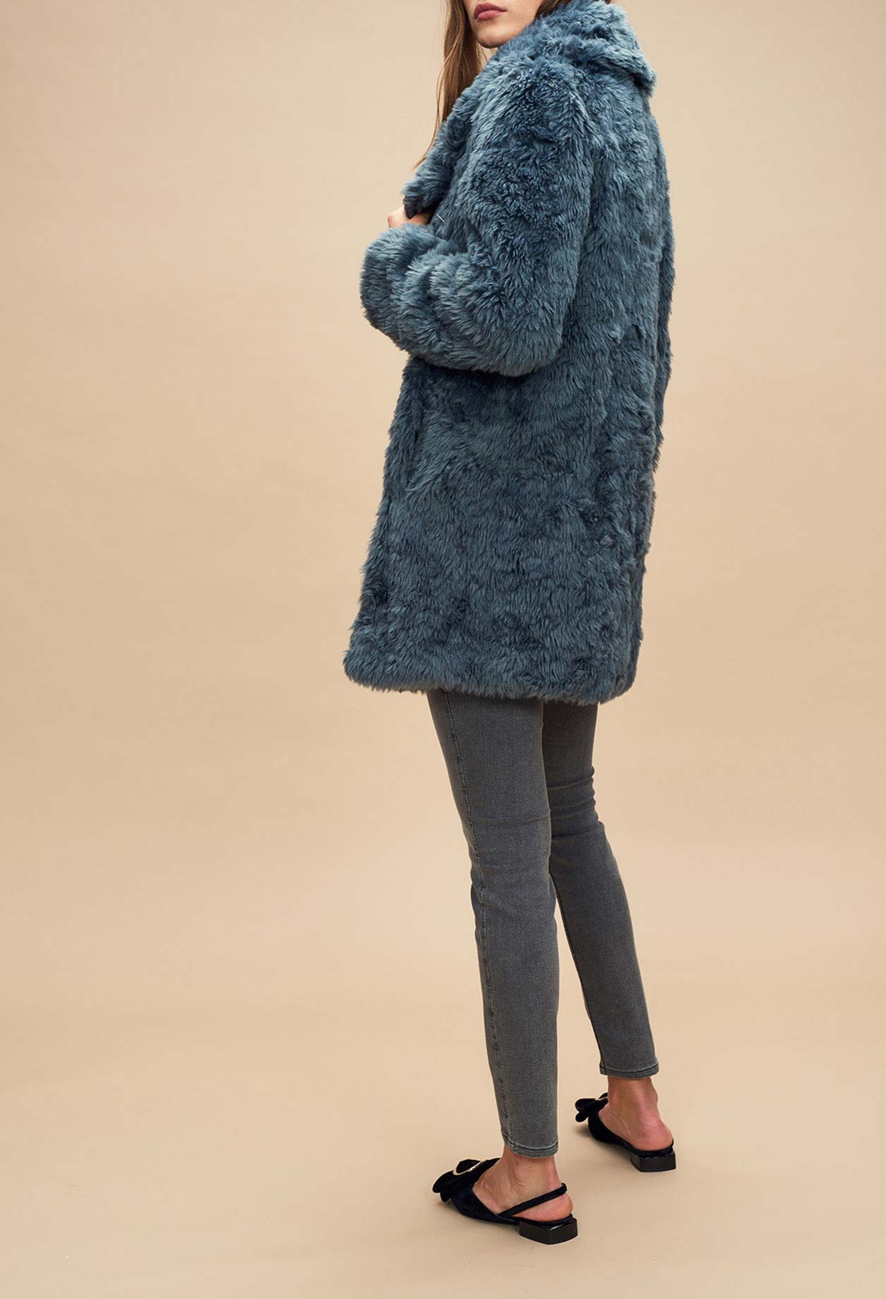 Manteau en fausse fourrure Faume - seconde main