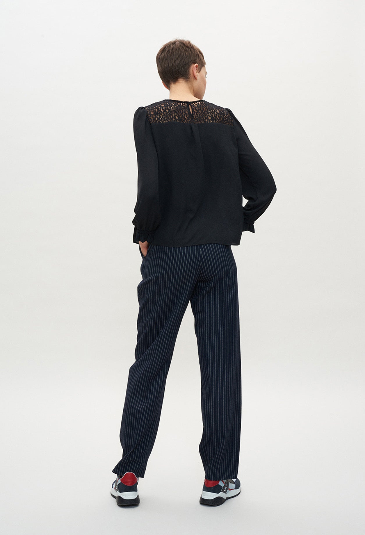 Blouse noire à dentelle Faume - seconde main