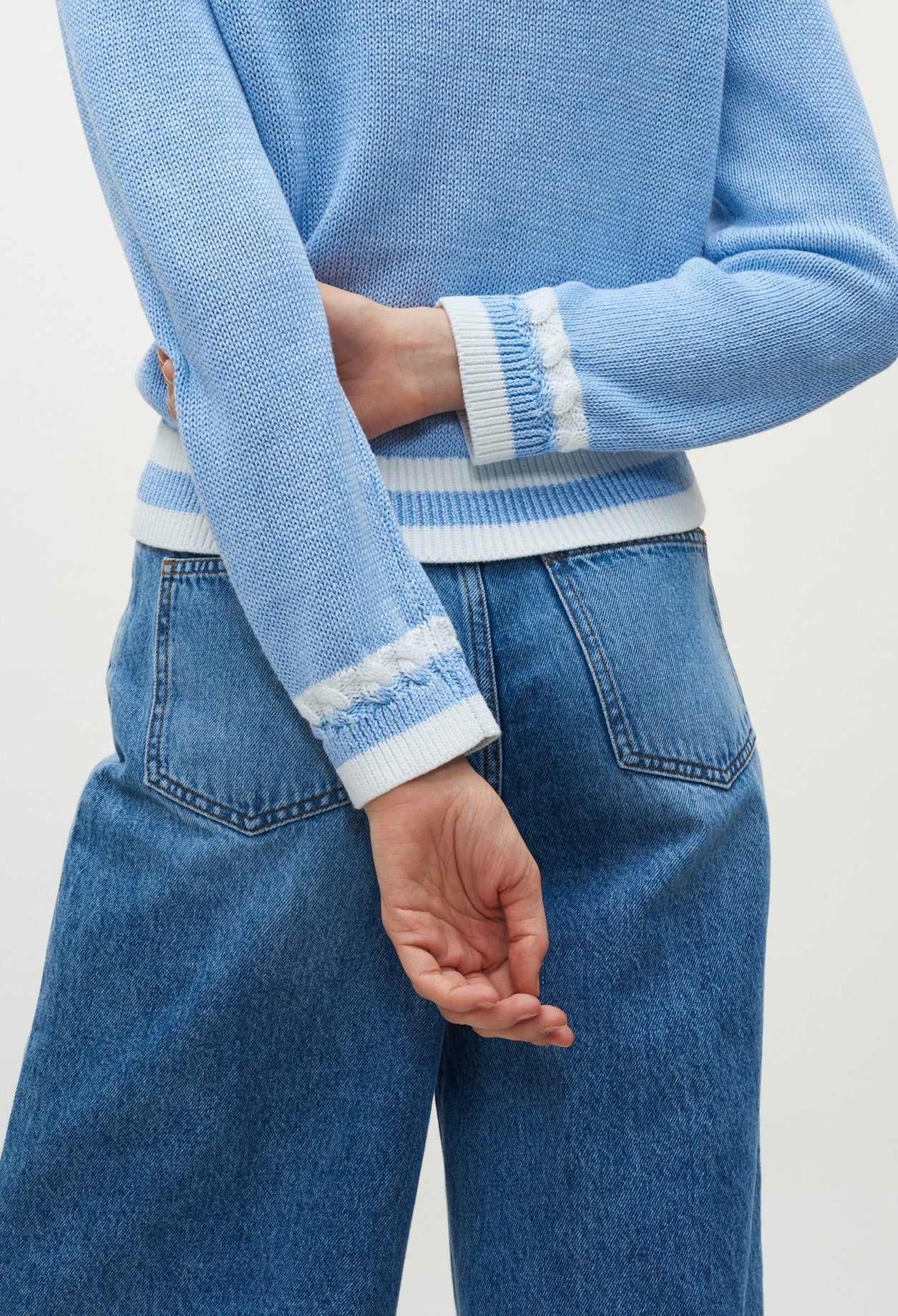 Pull en lin bleu ciel Faume - seconde main