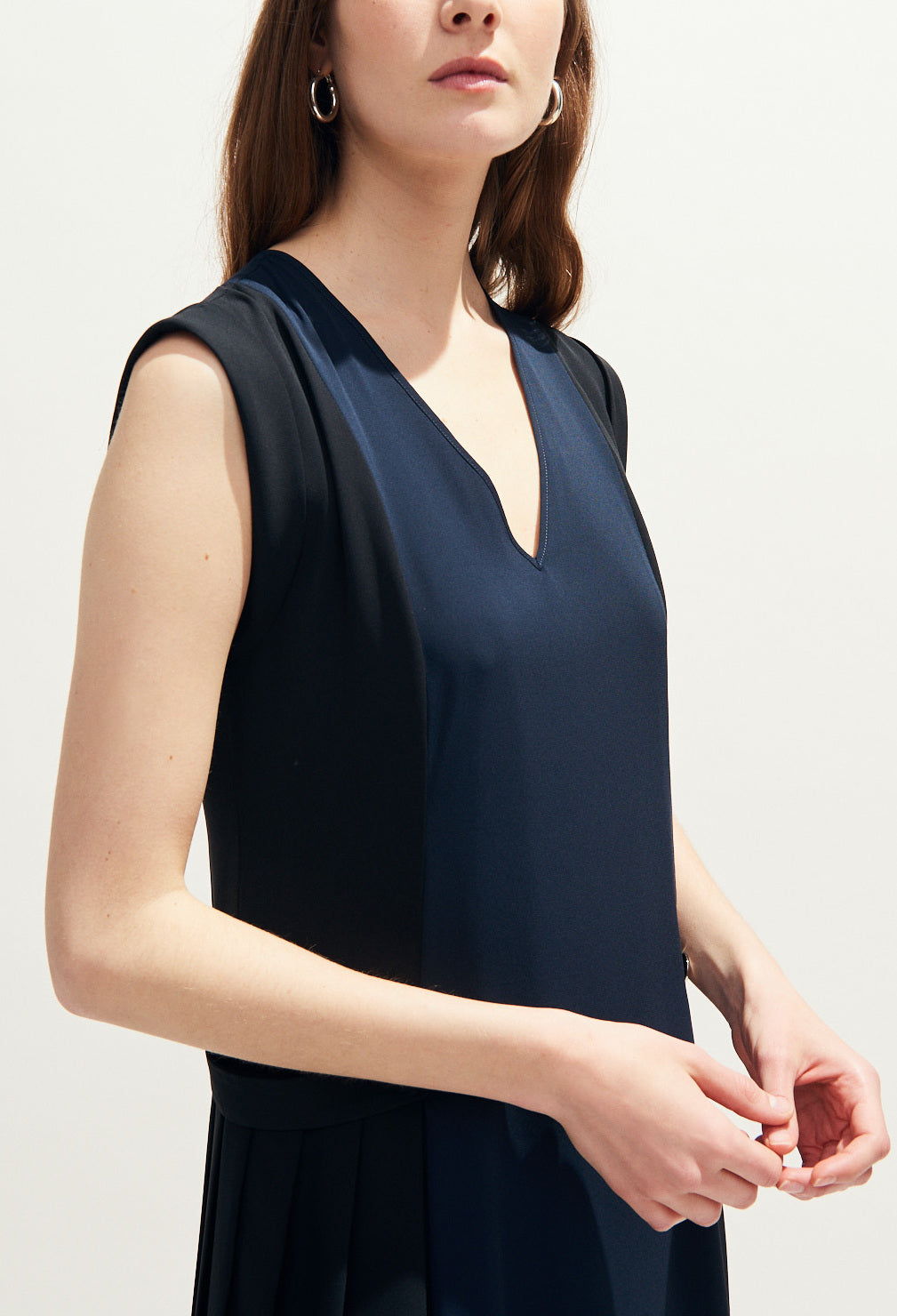 Robe plissée col V Faume - seconde main