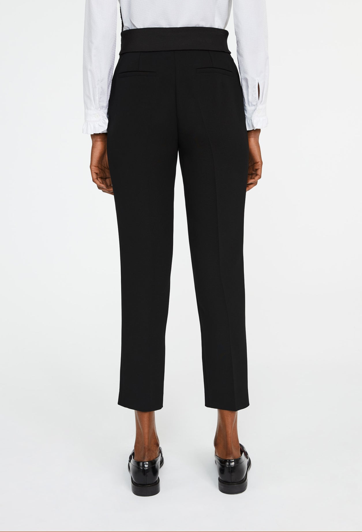 Pantalon tailleur carotte Faume - seconde main