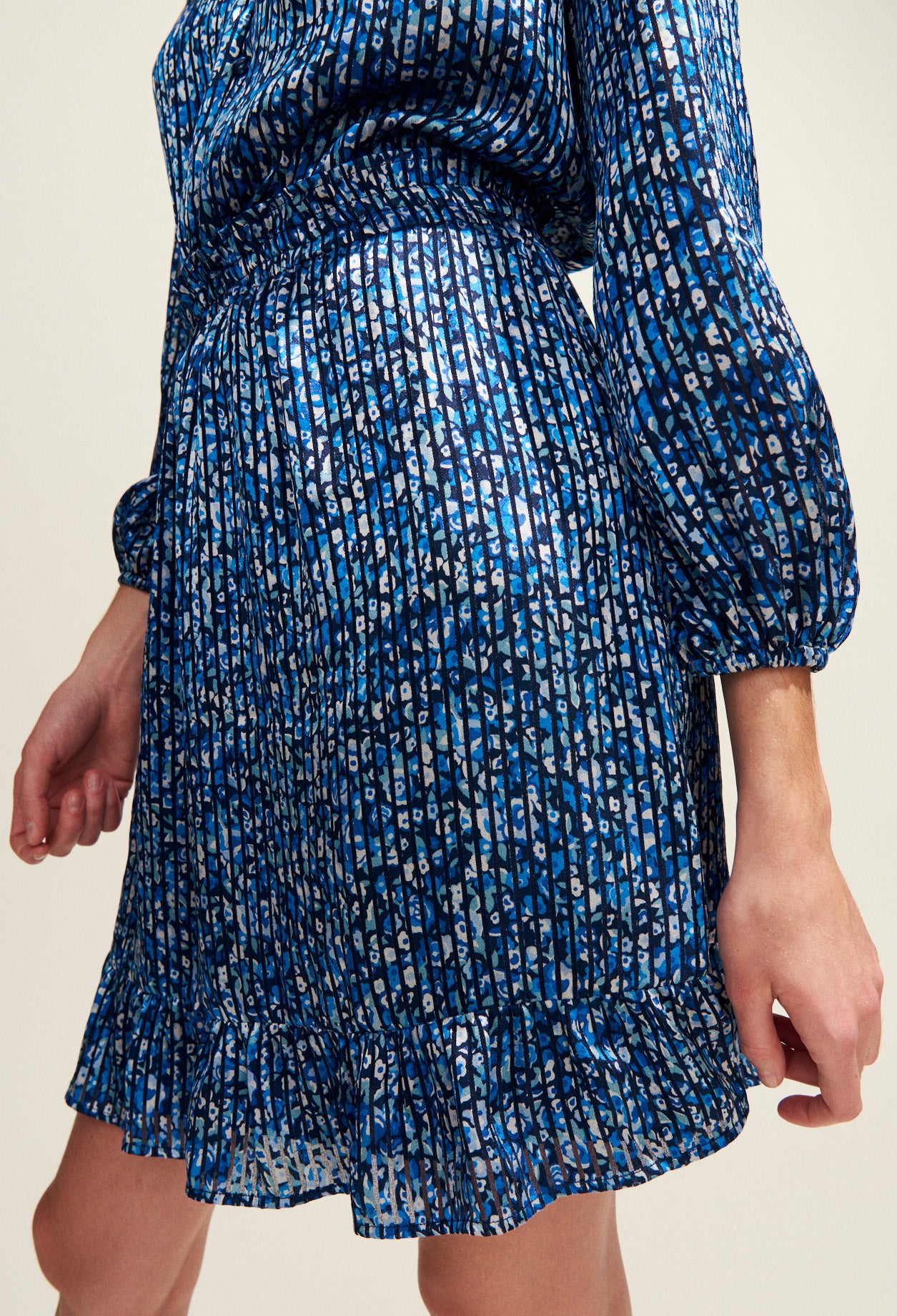 Robe fluide col V taille smockée Faume - seconde main