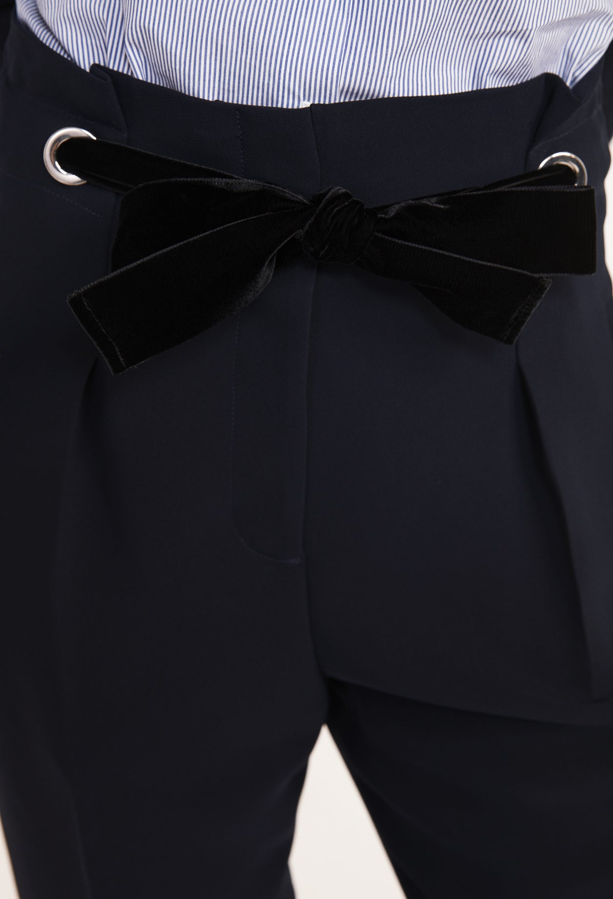 Pantalon carotte Faume - seconde main