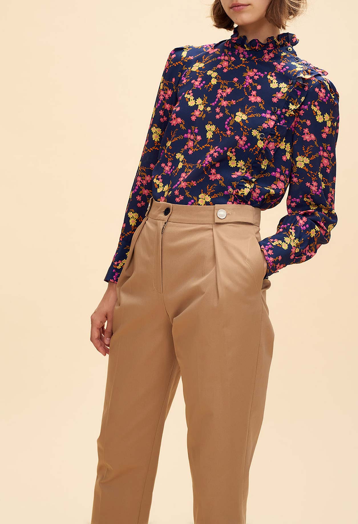 Top en soie col victorien imprimé fleurs Faume - seconde main