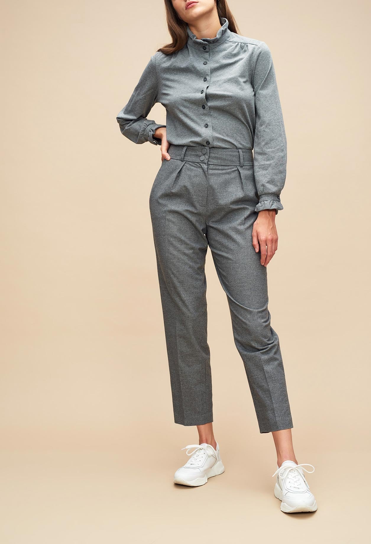 Pantalon tailleur coupe carrot Faume - seconde main