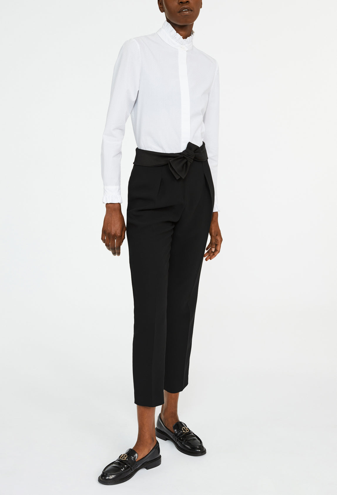 Pantalon tailleur carotte Faume - seconde main