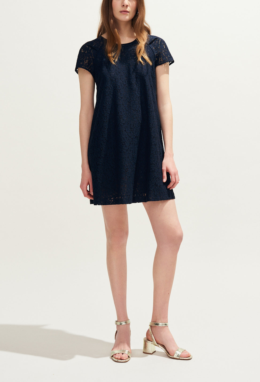 Robe manches courtes en dentelle Faume - seconde main