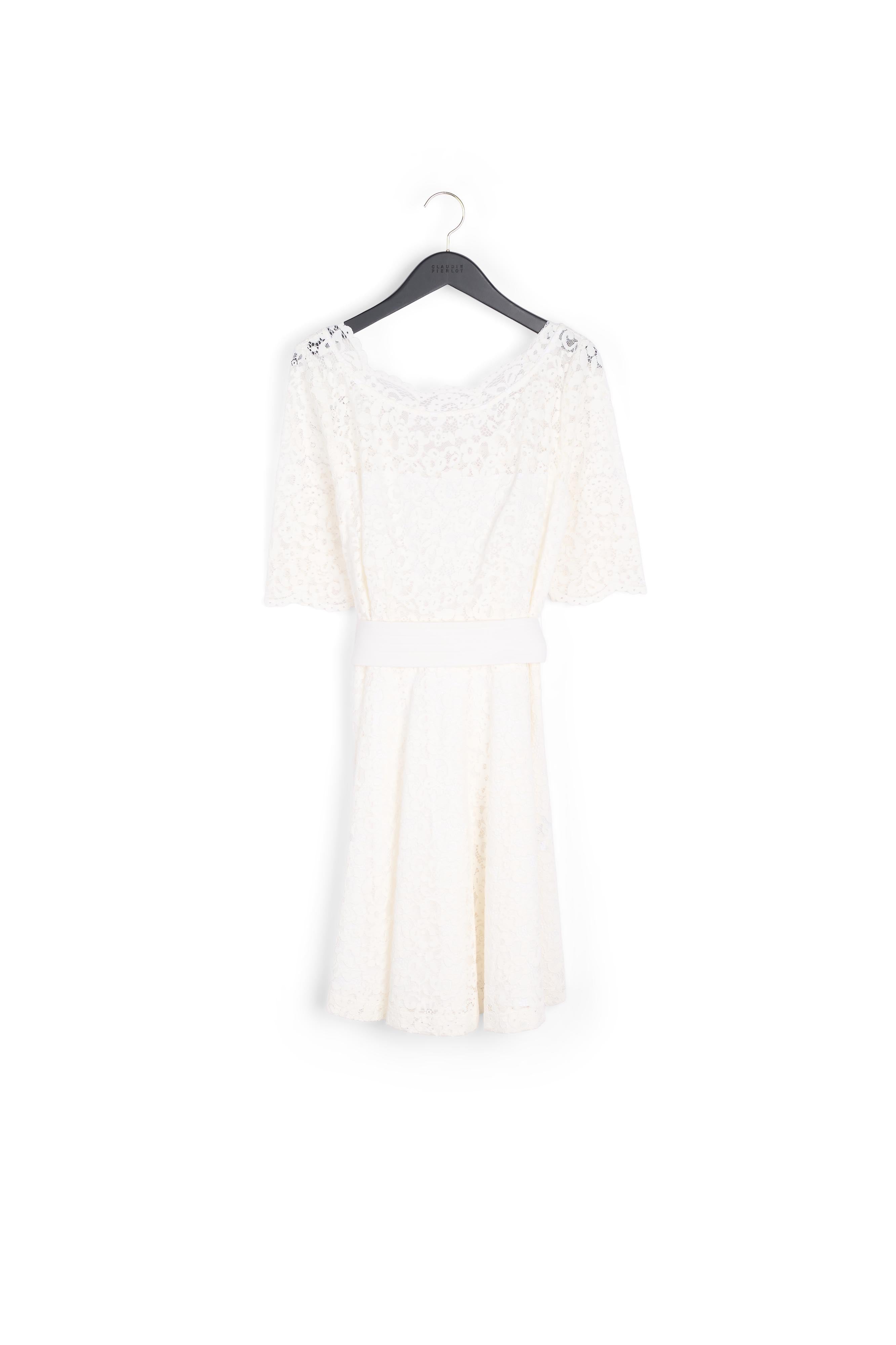 Robe en dentelle ceinturée Faume - seconde main