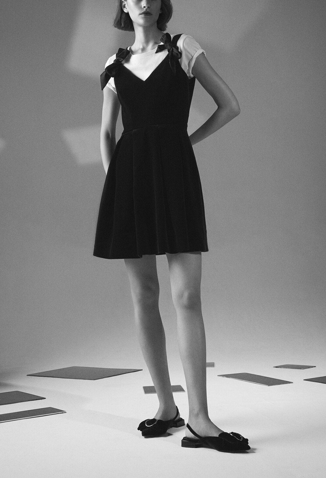 Robe velours épaules nouées Faume - seconde main