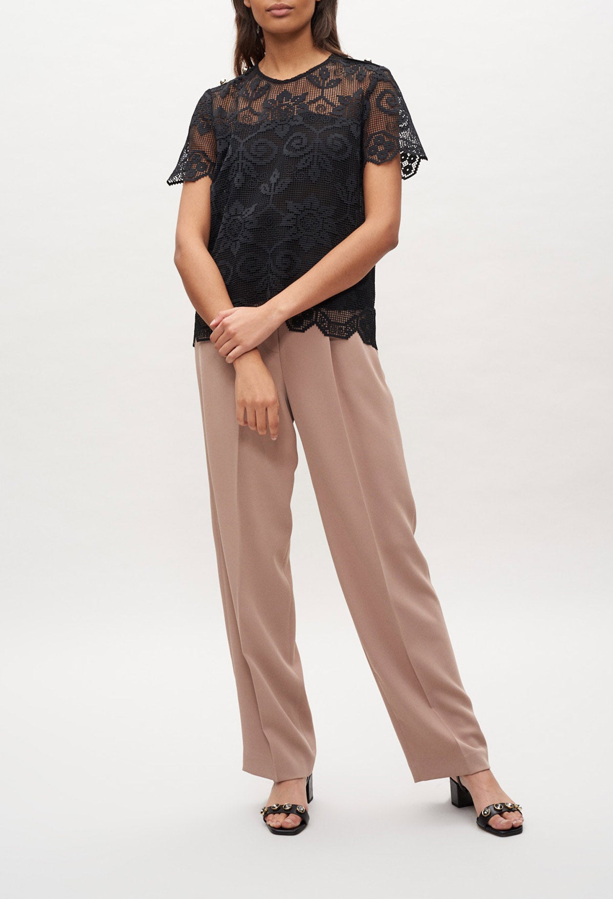 Top manches courtes n dentellel Faume - seconde main