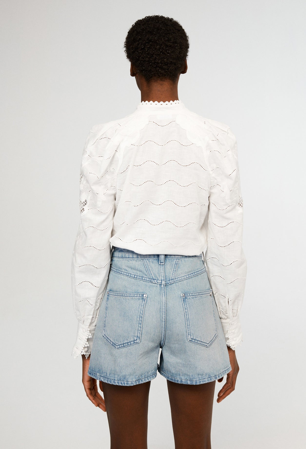 Chemise à broderies en coton biologique Faume - seconde main