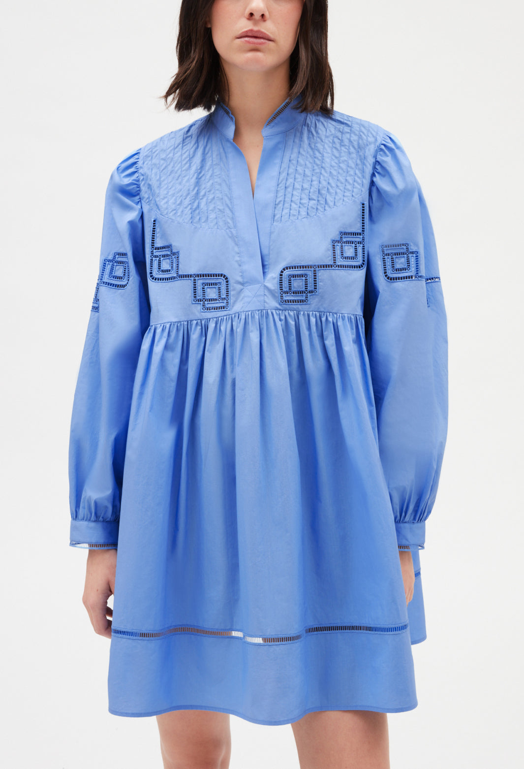 Robe courte coton brodé bleu Faume - seconde main