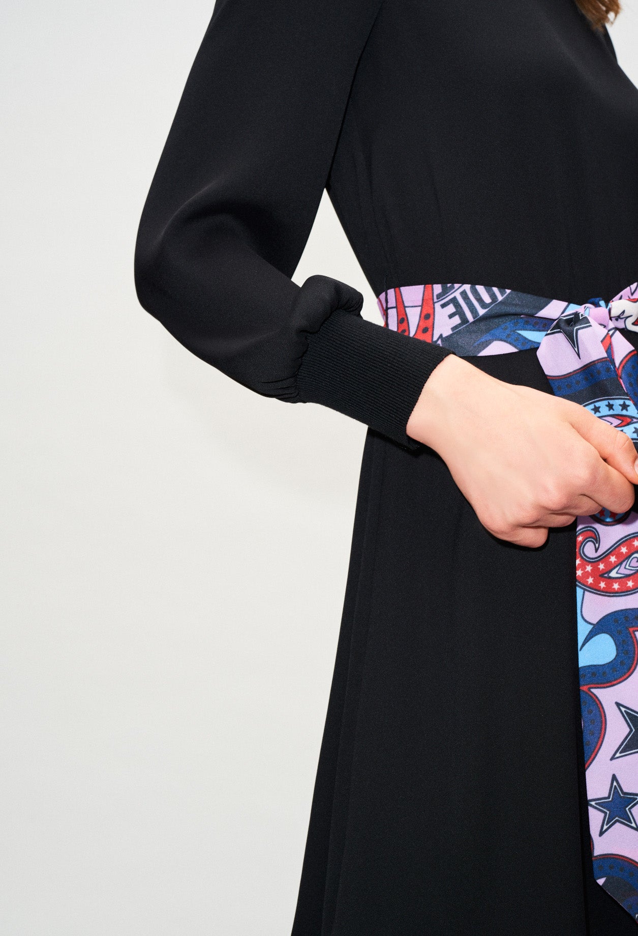 Robe fluide à ceinture foulard imprimé Faume - seconde main