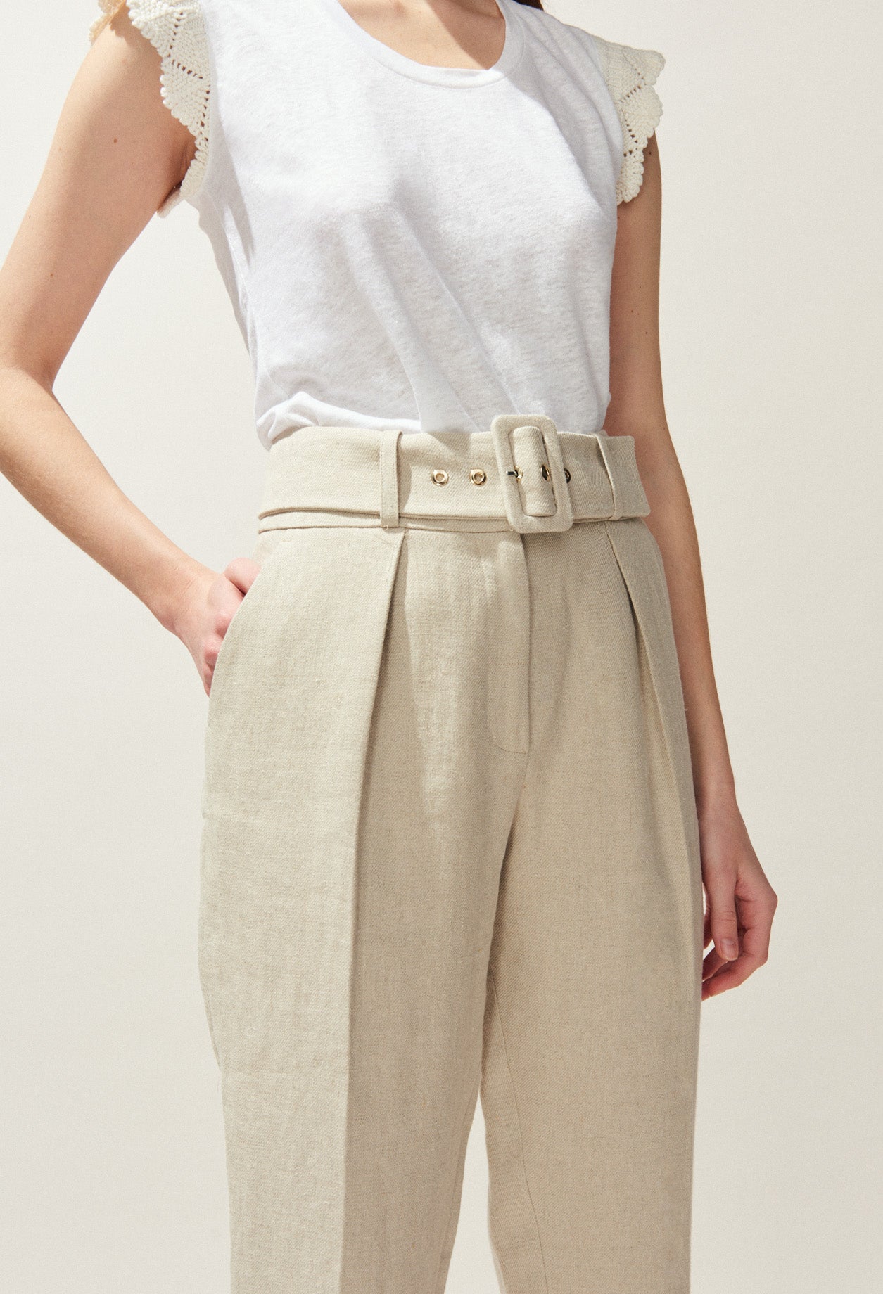 Pantalon taille haute ceinturé en lin Faume - seconde main