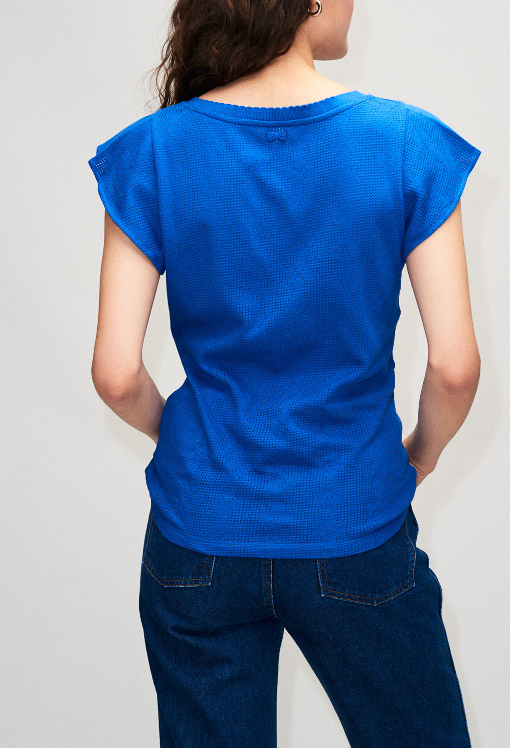 T-shirt col V Faume - seconde main