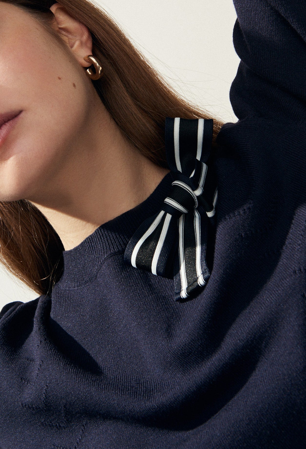 Pull col rond nœud épaule Faume - seconde main