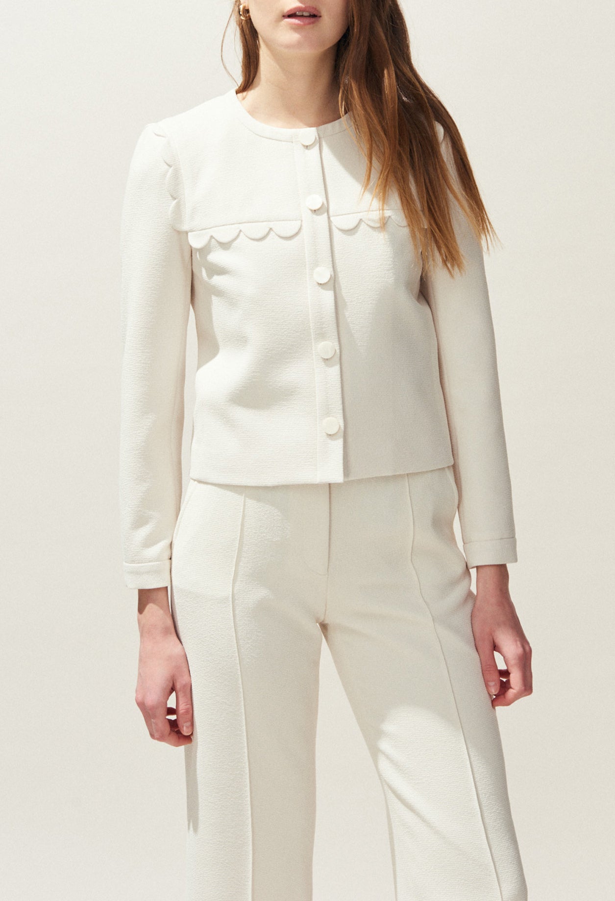 Veste courte écru détail de coquilles Faume - seconde main