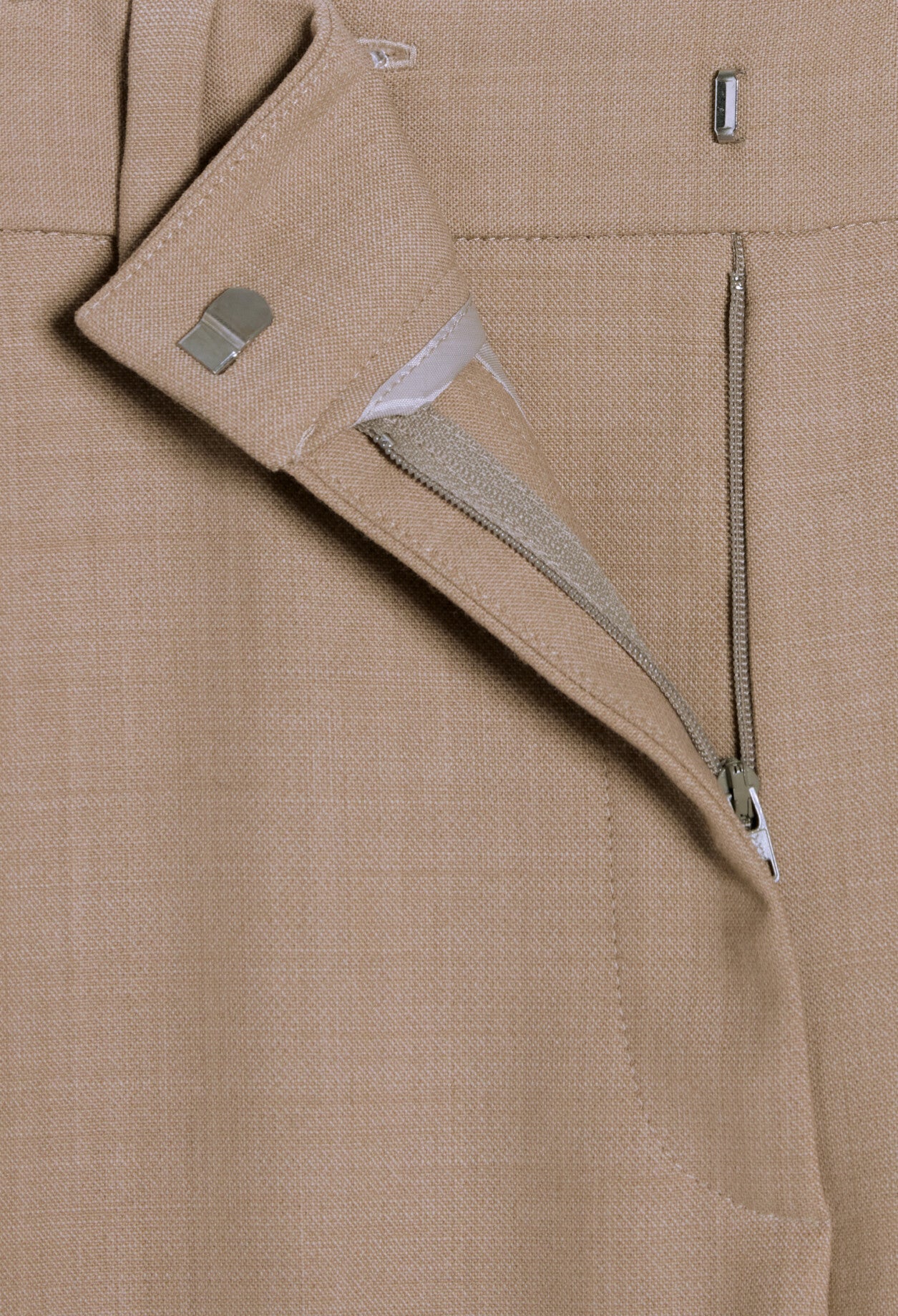 Pantalon de tailleur beige Faume - seconde main
