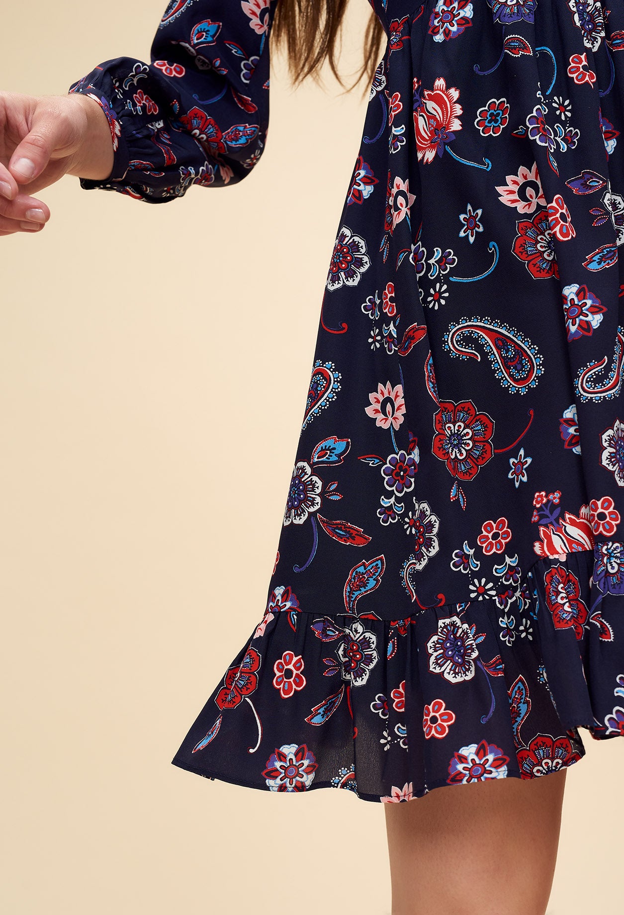 Robe cintrée en soie imprimé fleuri Faume - seconde main