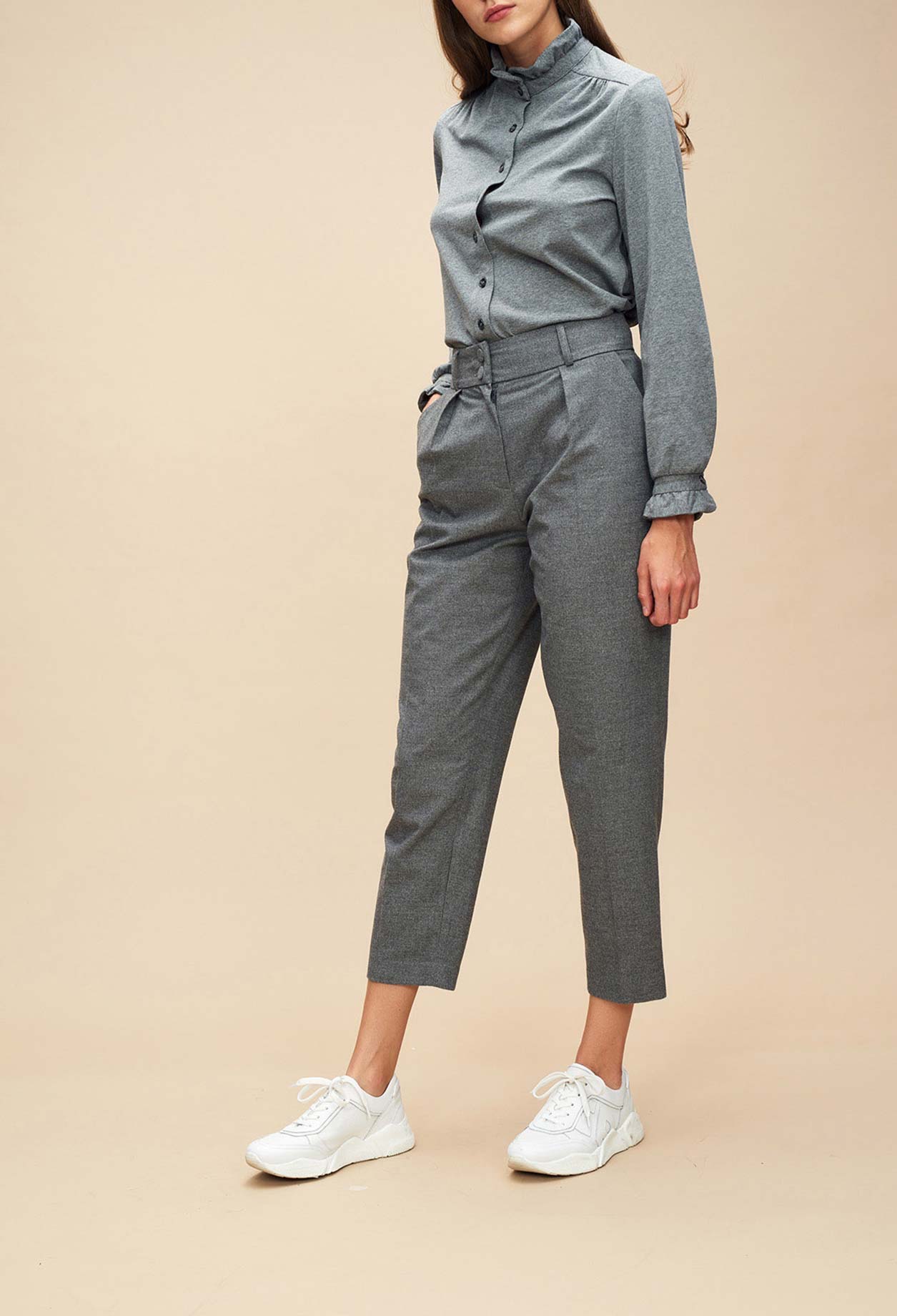 Pantalon tailleur coupe carrot Faume - seconde main