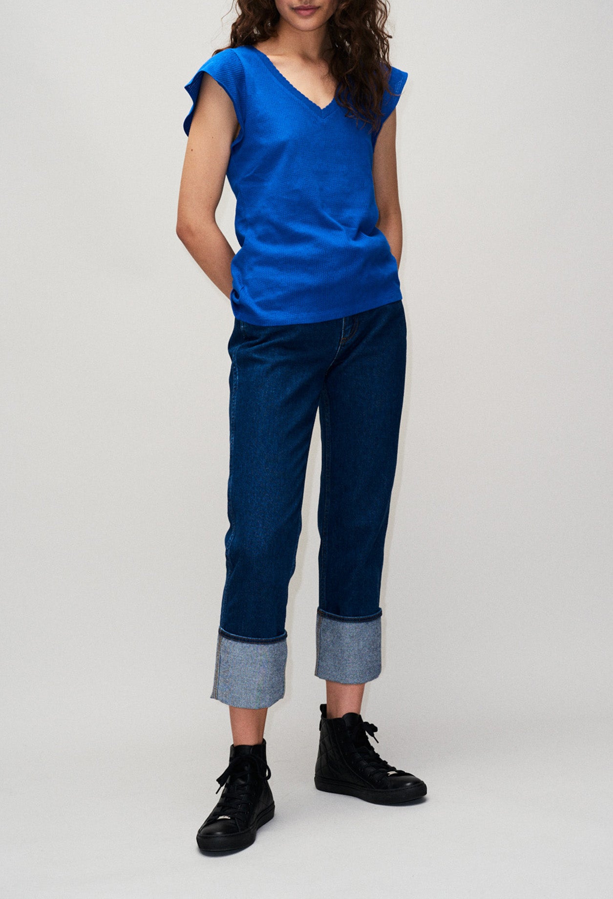 T-shirt col V Faume - seconde main