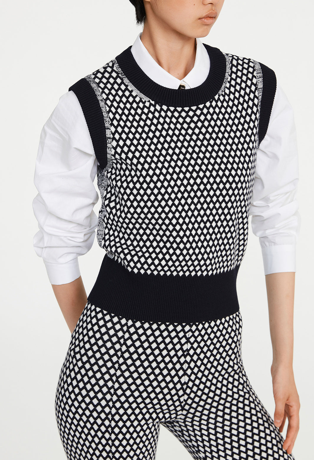 Pull sans manche à motifs graphiques Faume - seconde main