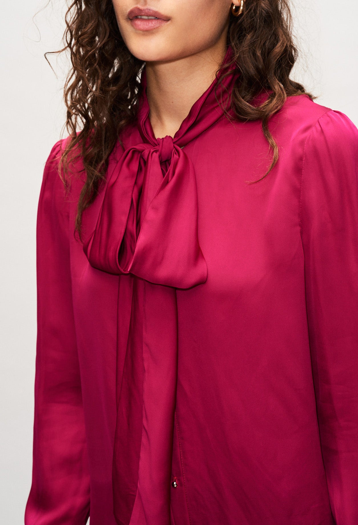 Chemise col lavallière Faume - seconde main