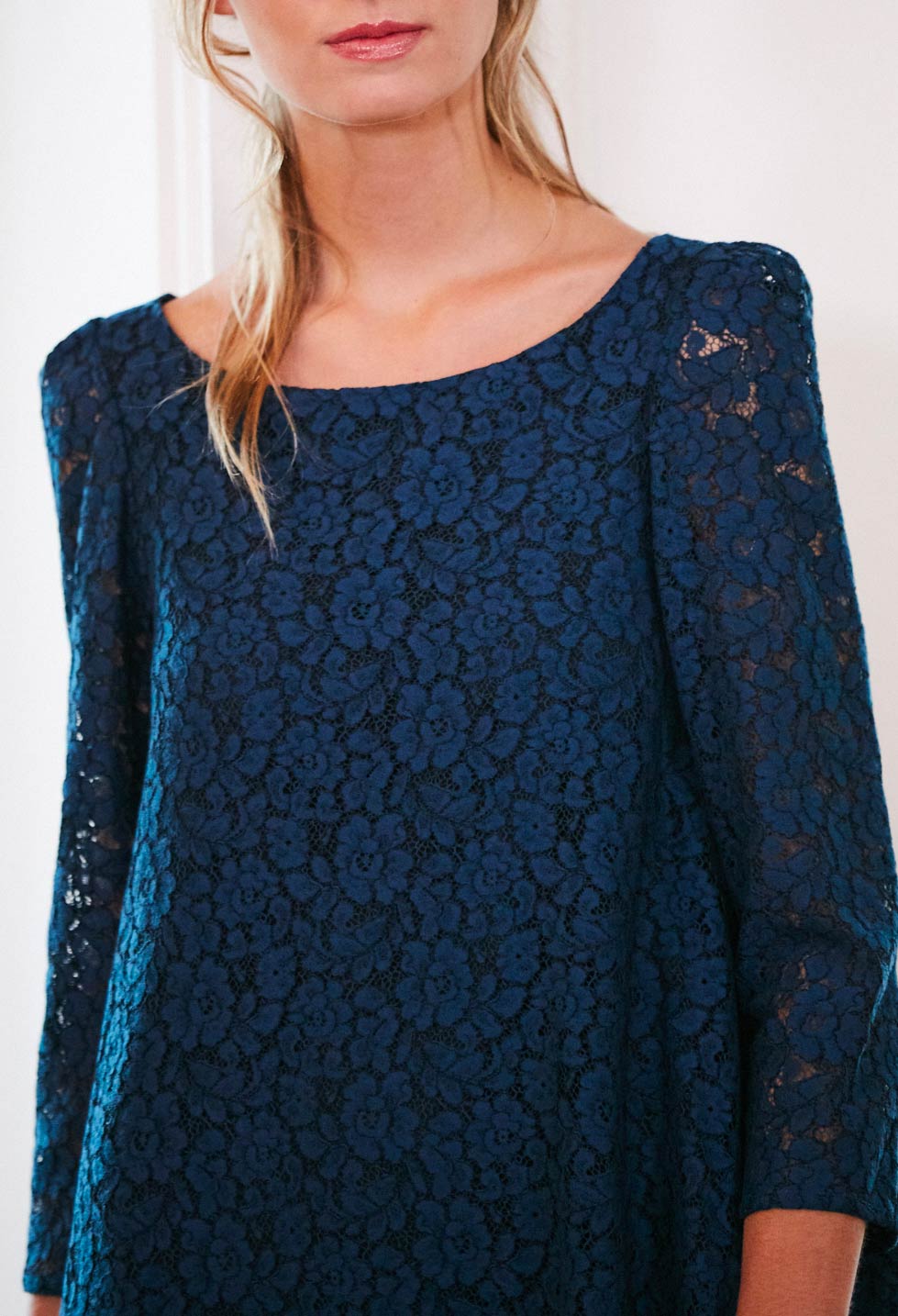 ROBE RIFIFI DENTELLE Faume - seconde main