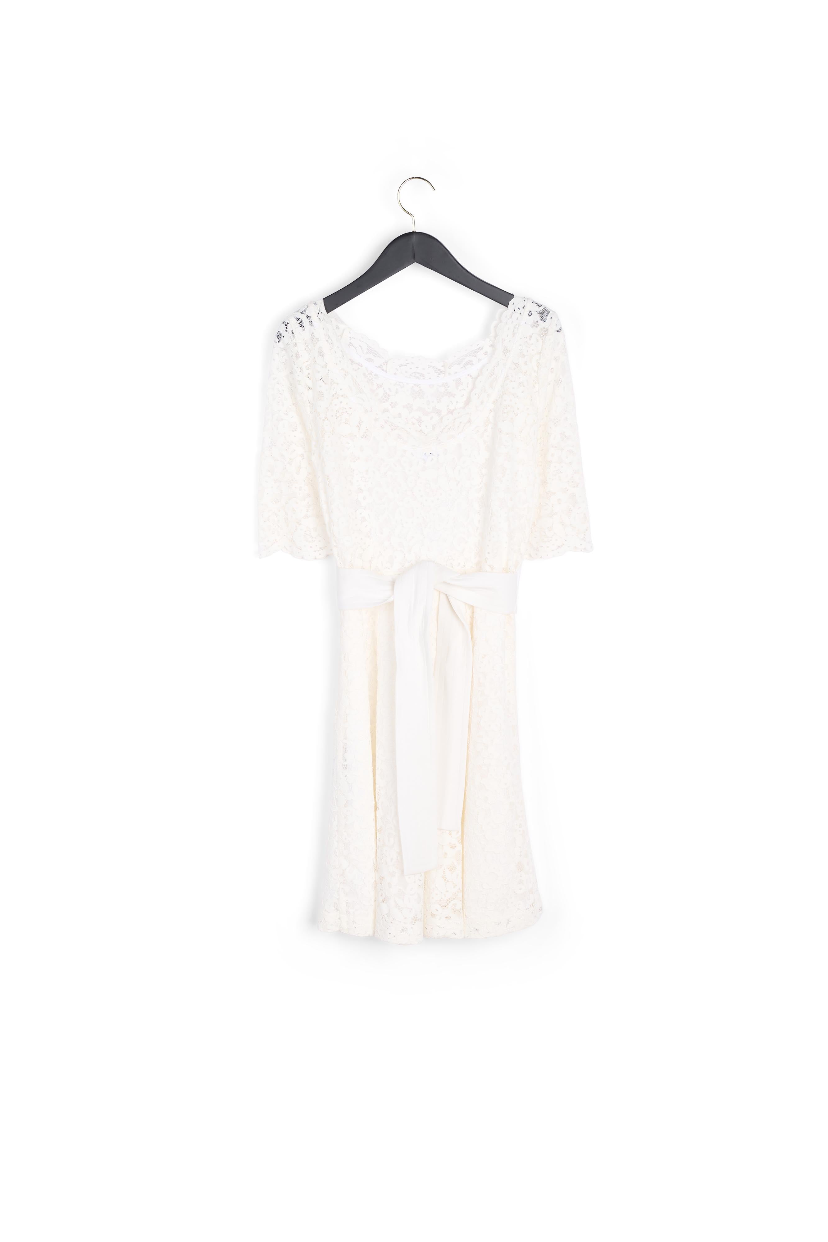 Robe en dentelle ceinturée Faume - seconde main