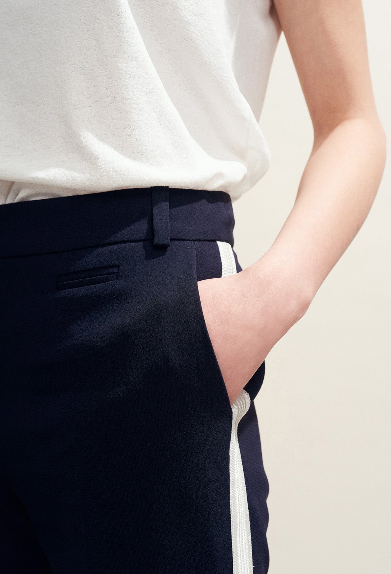 Pantalon bandes sporty latérales Faume - seconde main