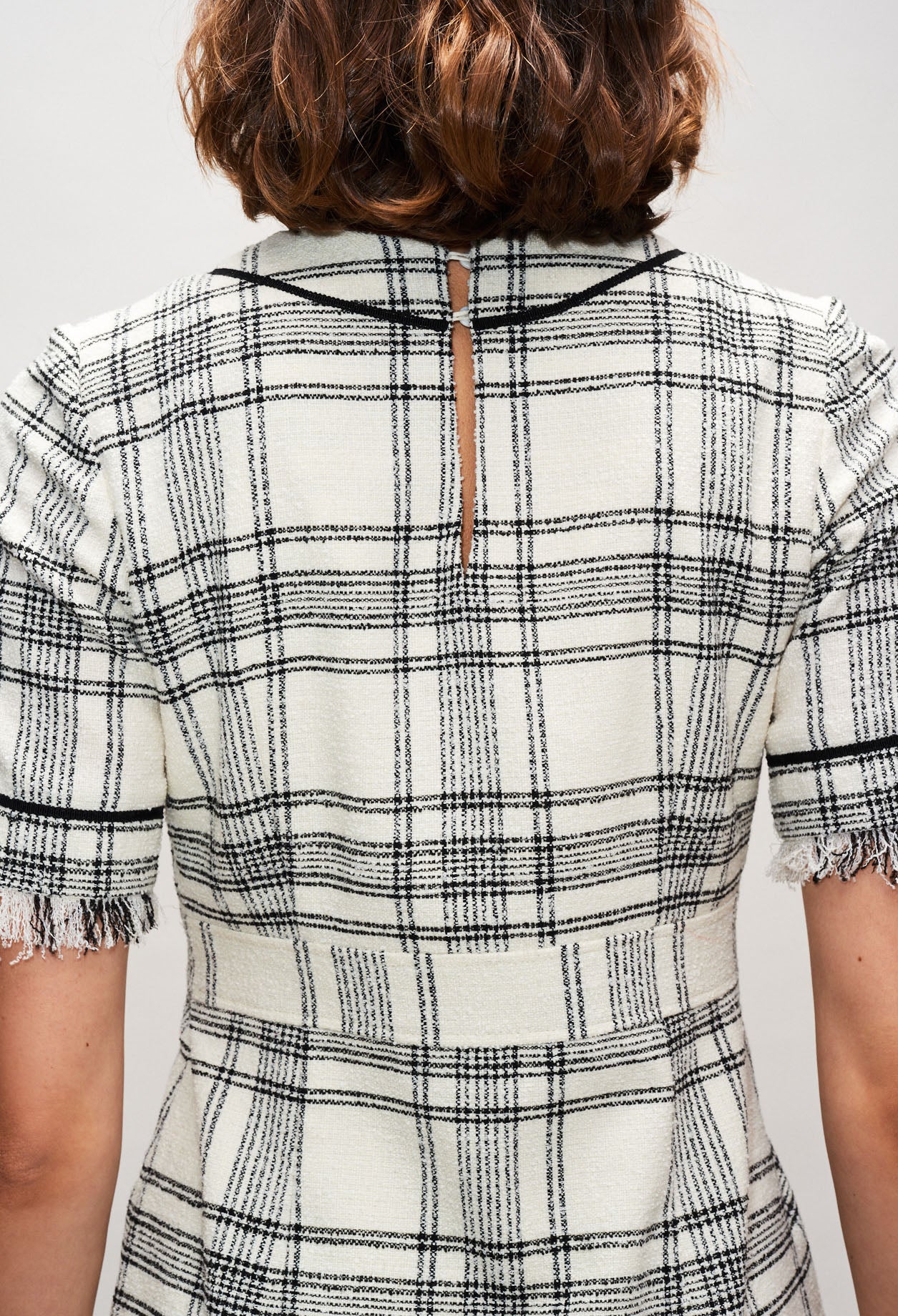 Robe tweed à carreaux ceinturée Faume - seconde main