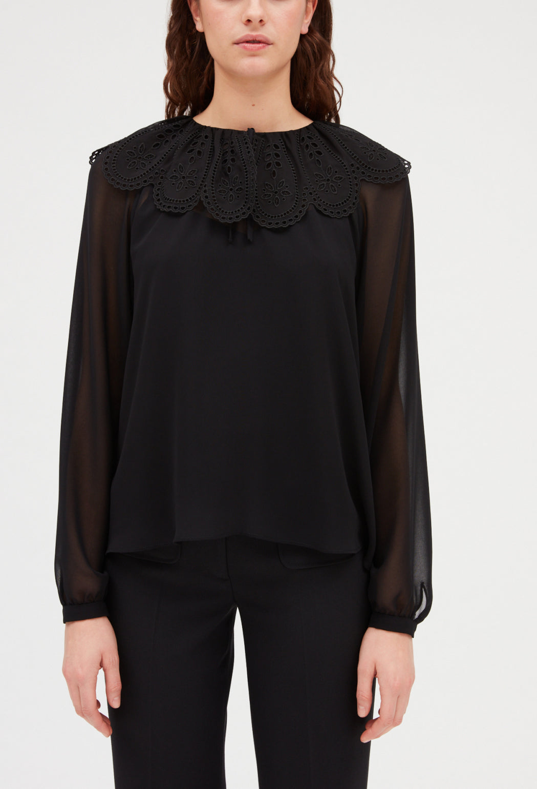 Blouse noire large col Faume - seconde main