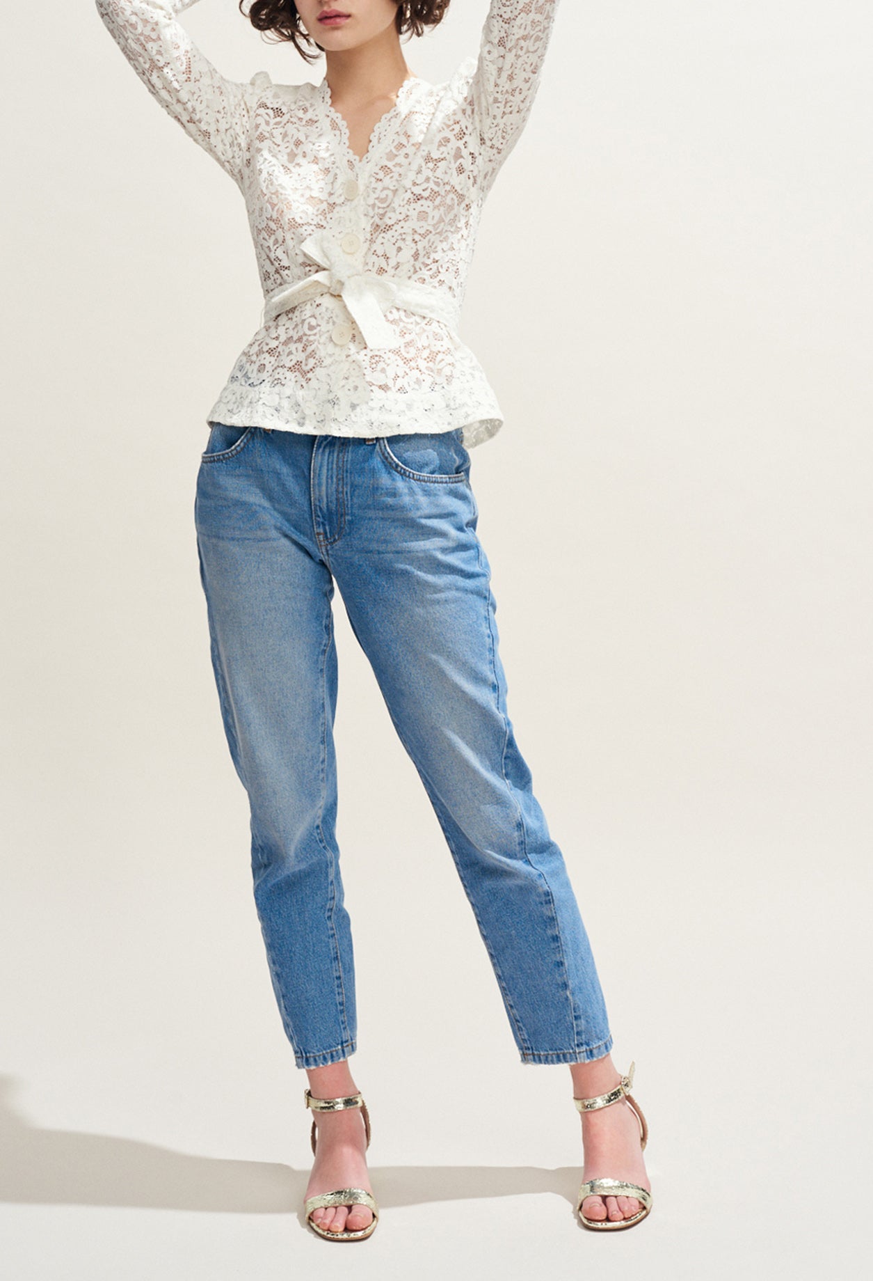 Top en dentelle cintré Faume - seconde main