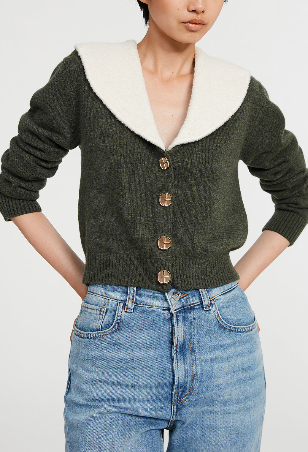 Cardigan maille à col claudine Faume - seconde main