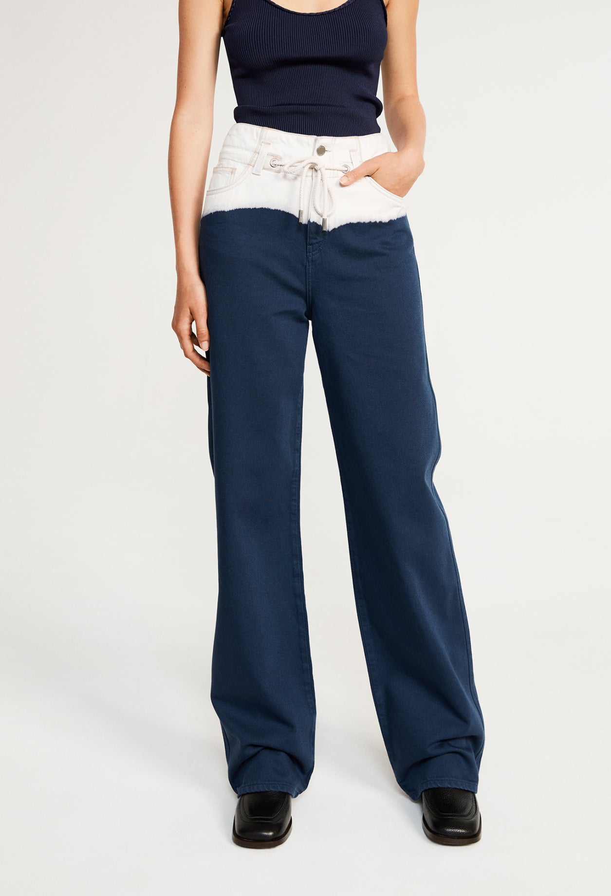 Jean droit en denim ecowash Faume - seconde main