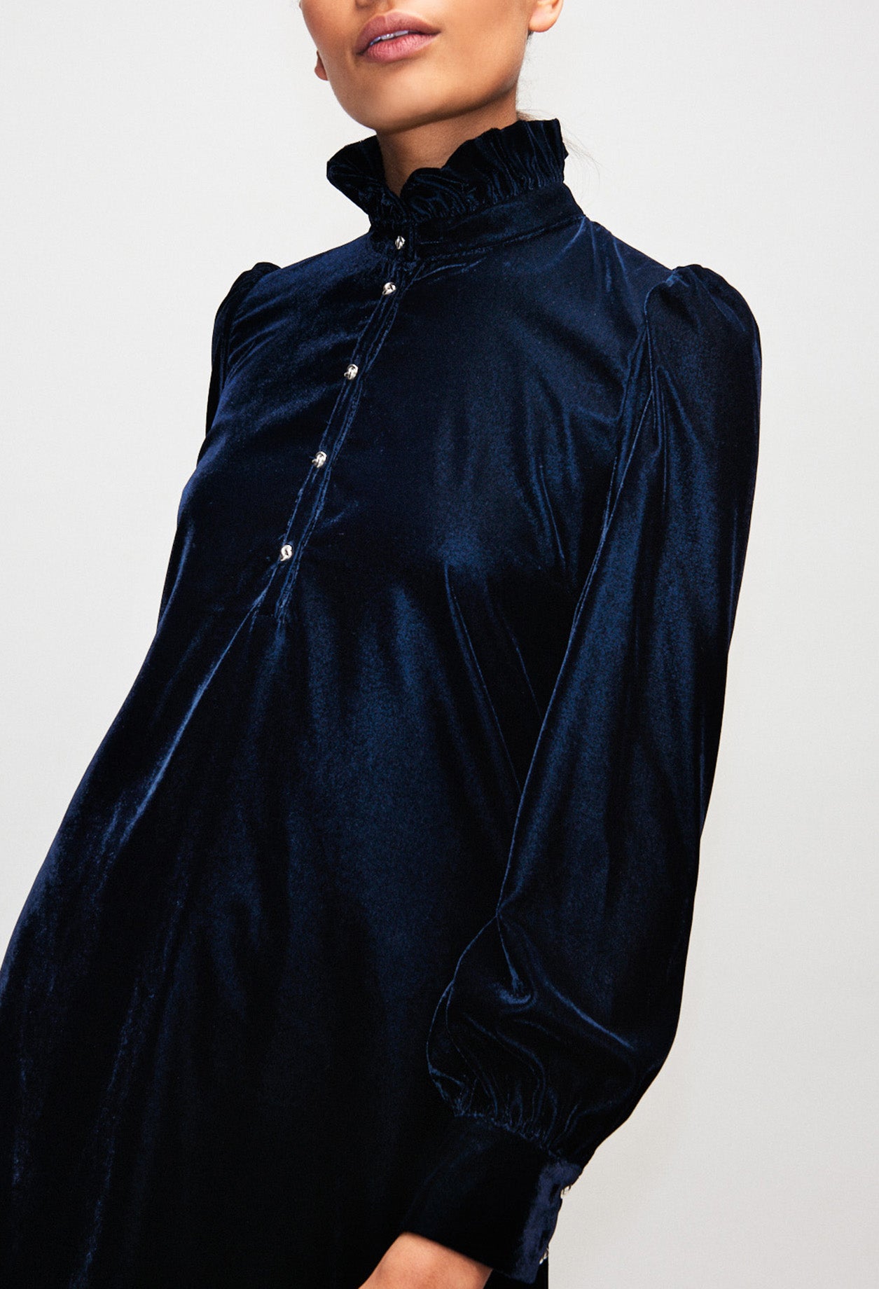 Robe en velours à col victorien Faume - seconde main
