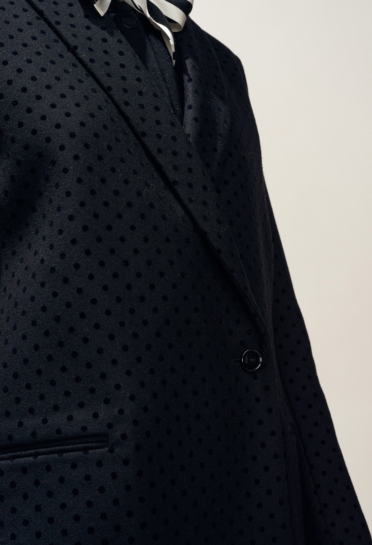 Manteau long à pois floqués Faume - seconde main