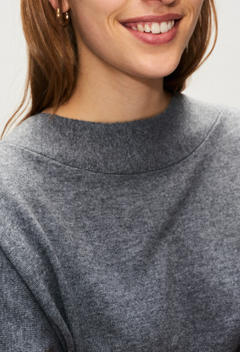 Pull col montant details boutons Faume - seconde main