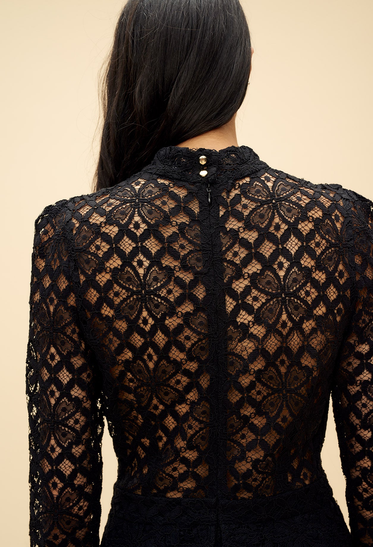 Robe en dentelle cintrée à volants Faume - seconde main