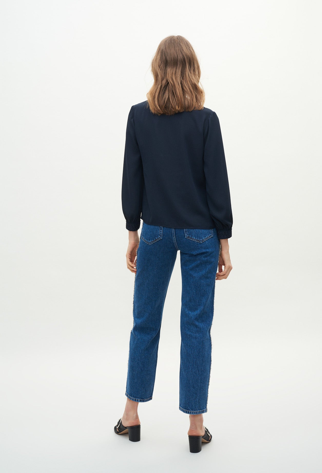 Blouse aux poignets brodés Faume - seconde main