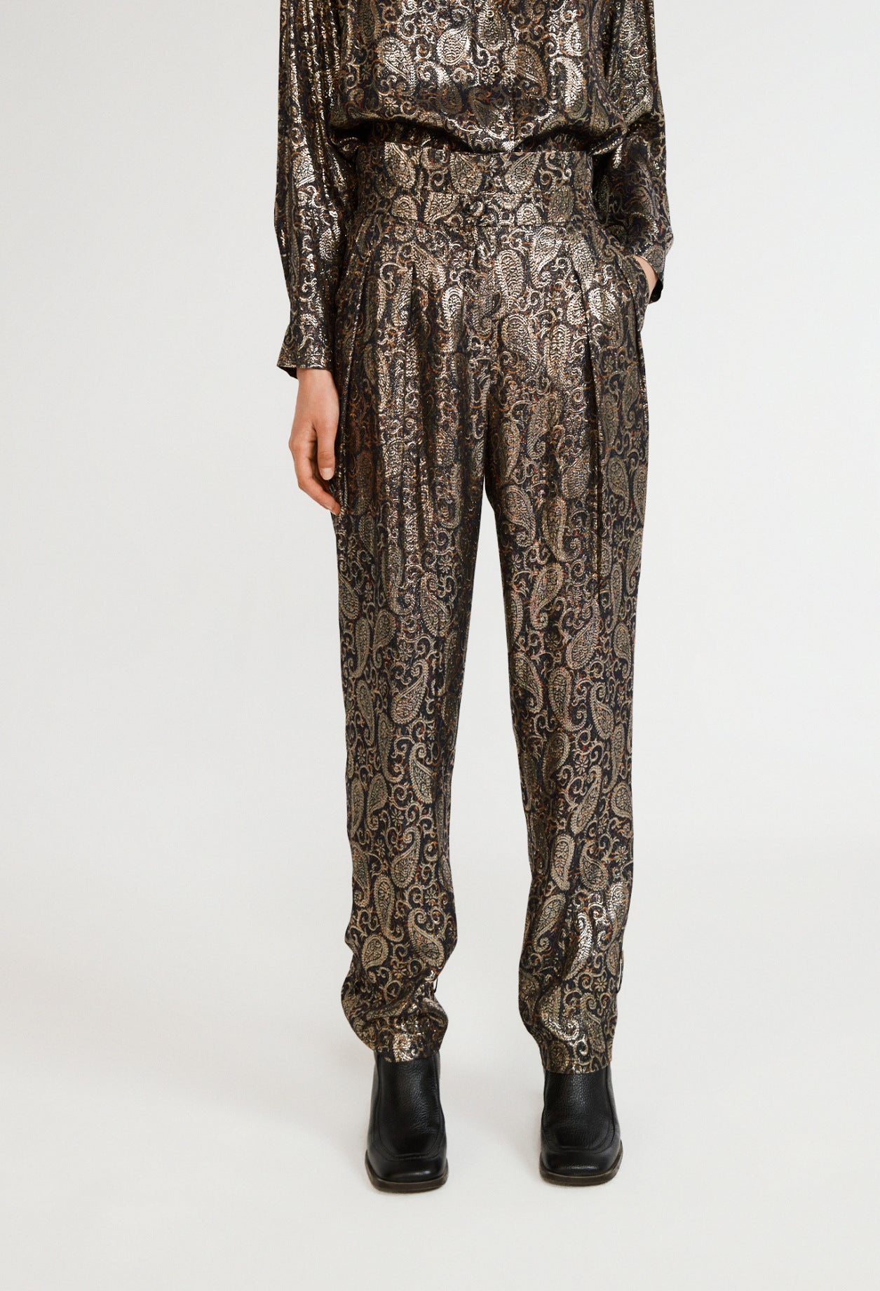 Pantalon taille haute coupe carotte Faume - seconde main